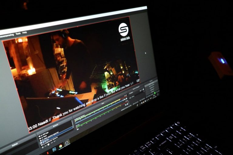 livestream your dj set to Facebook with OBS and a computer